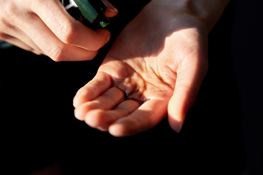 高濃度の「ヘマチン」でダメージヘアを徹底補修