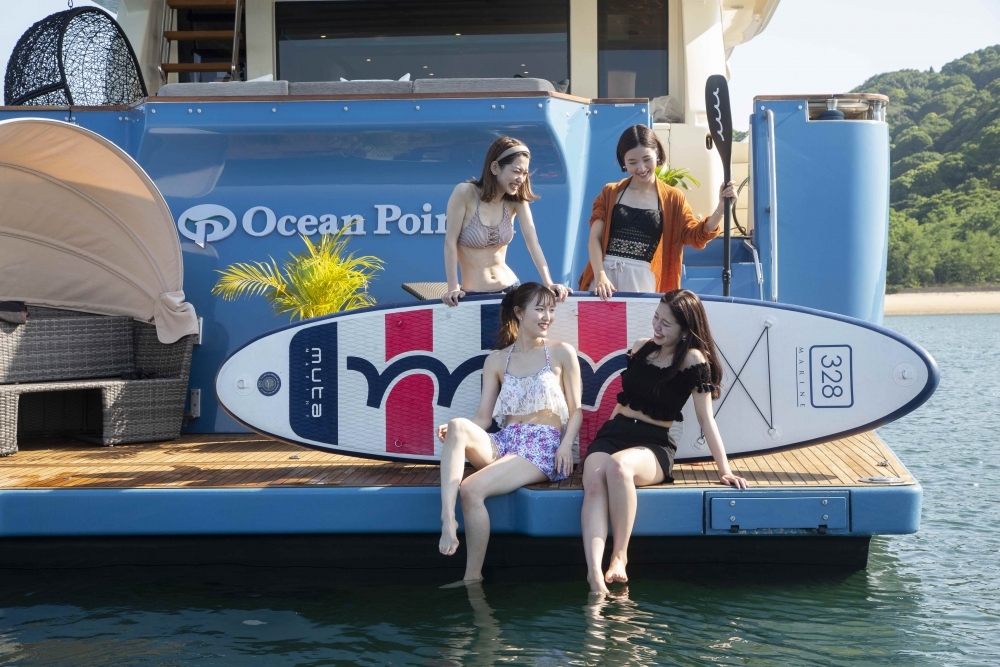 「Joycruise」のラグジュアリーなイタリア製クルーザーで、瀬戸内海を巡る憧れの船旅