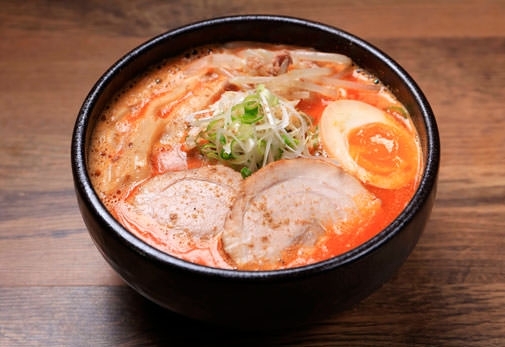 定番味噌から変わり種まで!「札幌」で食べたいおすすめのラーメン店4選