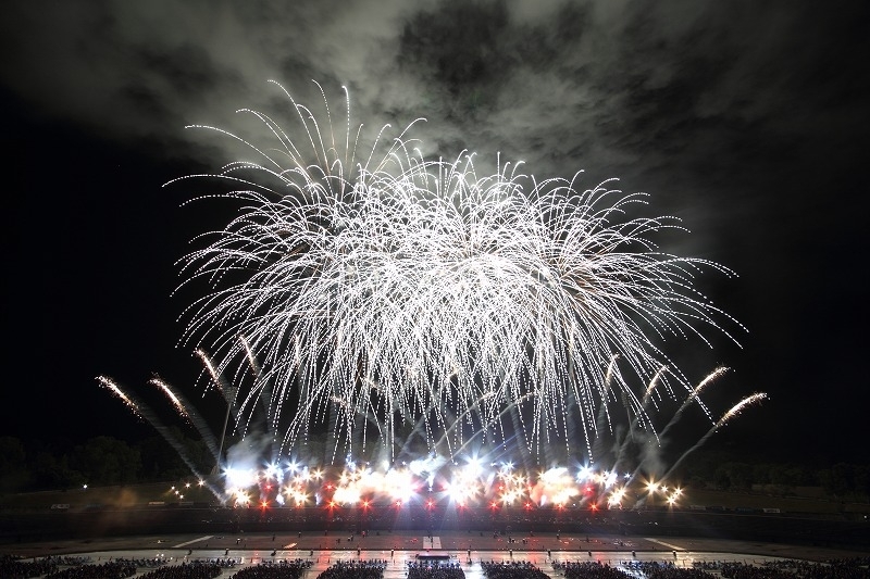2016年版!北海道の「花火大会」おすすめ⑨家庭教師のアルファPresents 第6回北海道真駒内花火大会