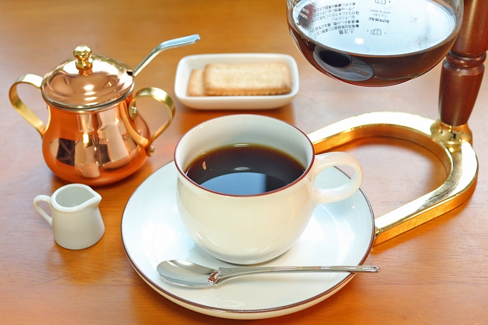 喫茶店が好き。岐阜「敷島珈琲店」で過ごすノスタルジックな時間