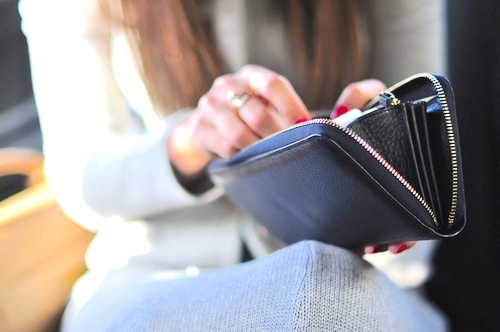 枕の下は本当？嘘？海外ホテルでの「チップの払い方」パターン4つ