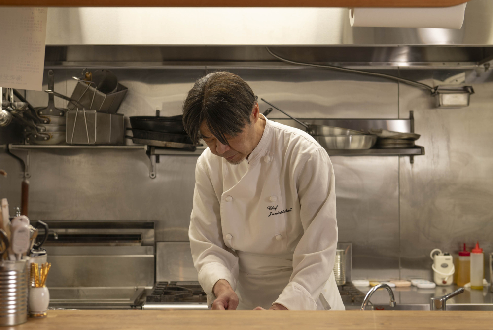 名店を渡り歩いたシェフによる極上の一皿