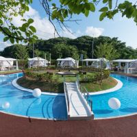 無料ツアーに参加して満天の星空を仰ぐ！自然豊かな秋田県・にかほ市のグランピング施設「99glam」