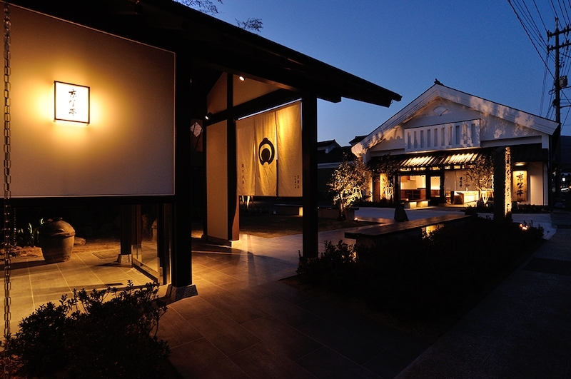 香川・小豆島のアンテナショップ「京宝亭」で価値ある味覚をお買いもの