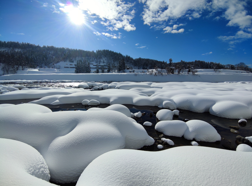 白銀の世界が美しい風情溢れる雪見風呂