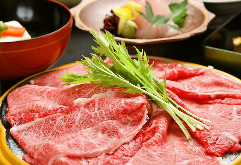 最上級のA5ランク飛騨牛と郷土の味覚を