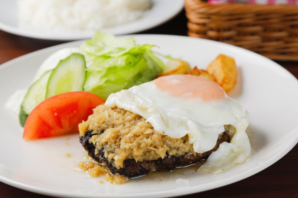 食べ進めるほどに衝撃が走るハンバーグ