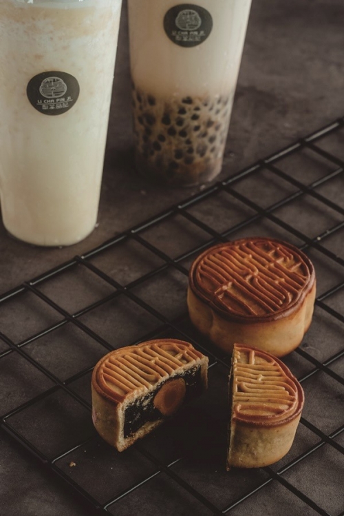 自慢の“緑豆沙”で作るドリンクやソフトクリームも大好評。