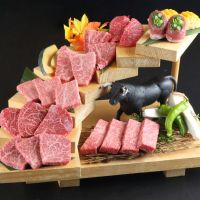 肉のプロが厳選！神戸牛一頭買いの贅沢を「神戸あぶり牧場 梅田本店」で