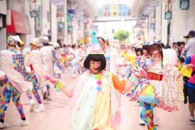 2016年♡高知「よさこい祭り」③ 原宿カワイイ系!?驚きのチームが登場