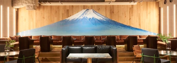 新しい“オトナの社交場”。銀座に誕生したミュージックラウンジ「PLUSTOKYO」へ行ってみよう