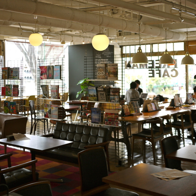 「Wi-Fi＆電源」がある渋谷のおしゃれなカフェ⑦FREEMAN CAFE